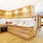 Апартаменти Hellochalet - Maison Reve Blanc - To Door With Matterhorn View Брей-Червінія